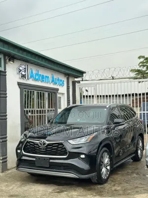 Toyota Highlander Platinum AWD 2023 Black