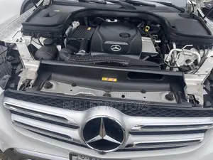 Mercedes-Benz GLC-Class 2017 White