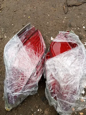 Rx350 Back Bumper Reflector 2010