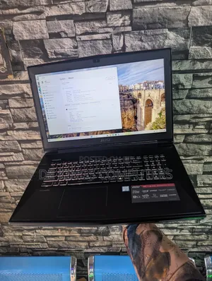 Laptop MSI GT72 Dominator Pro G 32GB Intel Core i7 SSD 1.5T