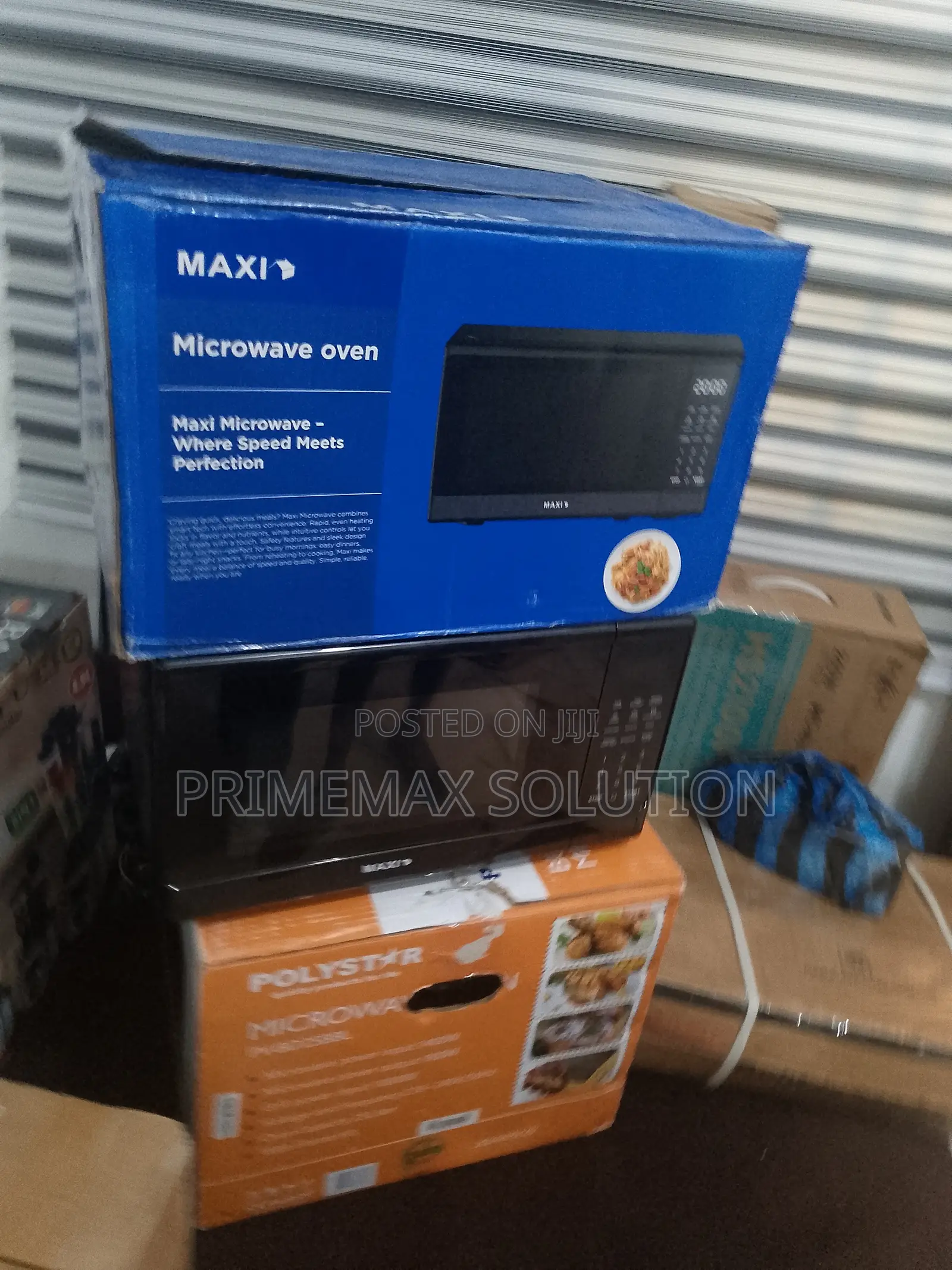 Stylish Black Maxi 20l Microwave