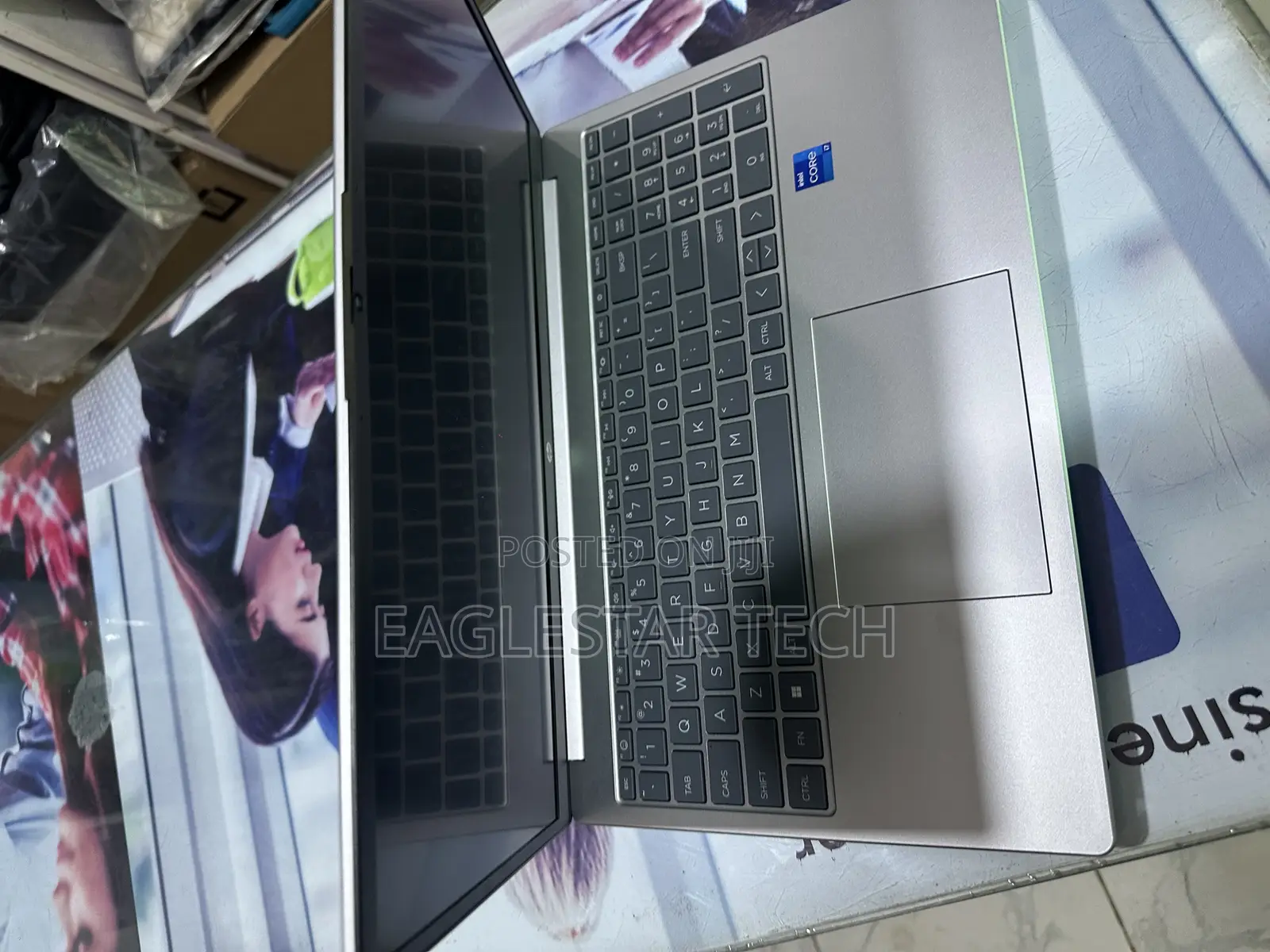 New Laptop HP 15s 16GB Intel Core I7 SSD 1T