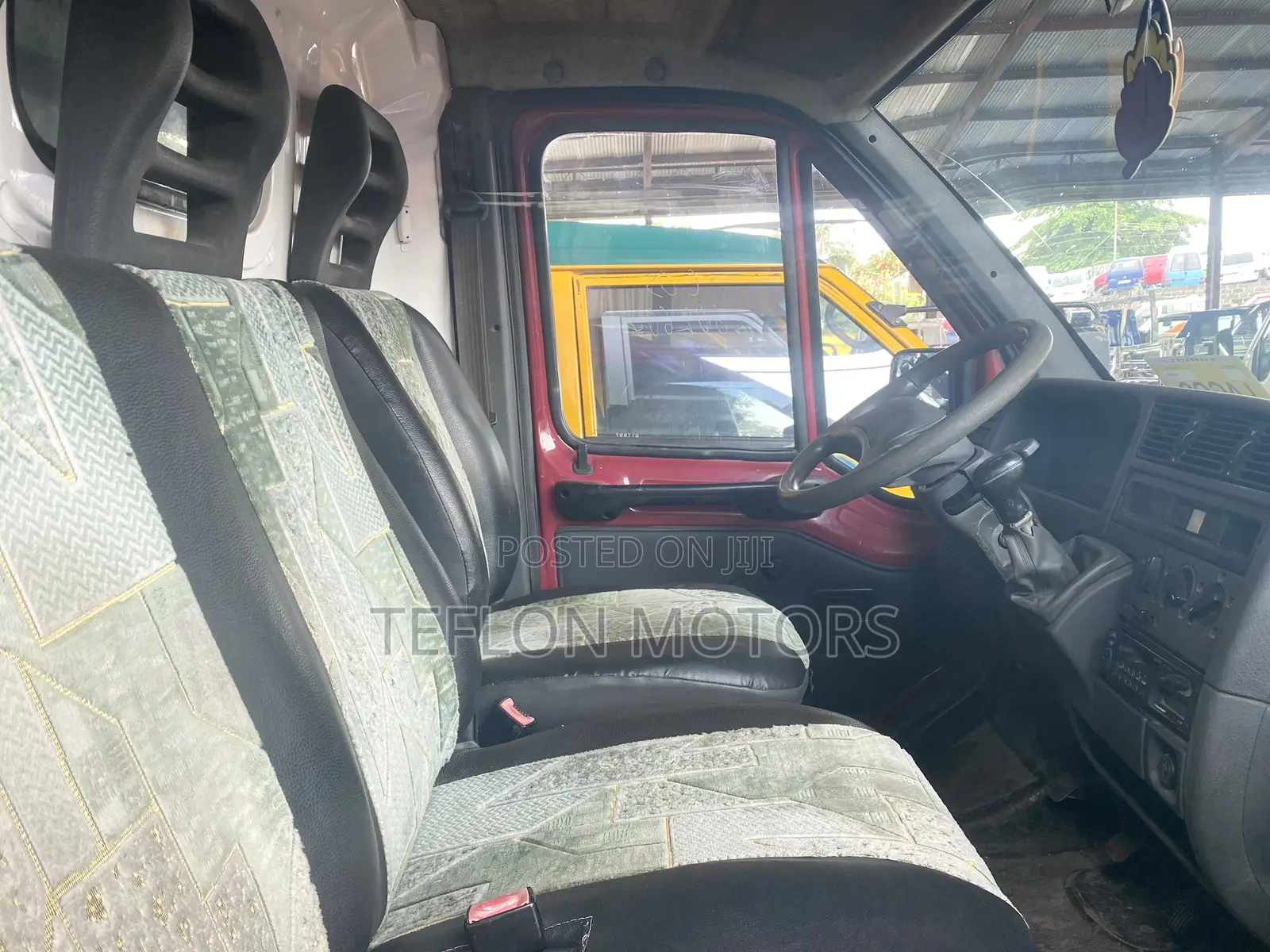 Peugeot Boxer 2000 Red