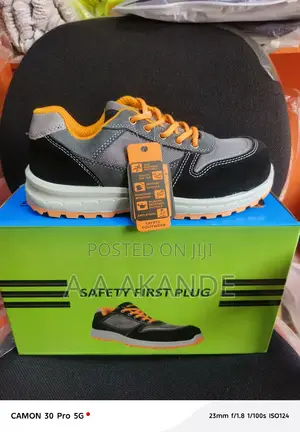 Safety First Plug Safety Shoe
