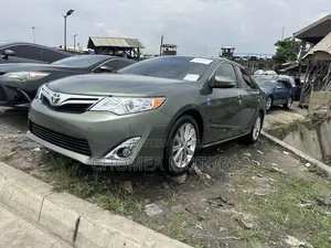 Toyota Camry 2013