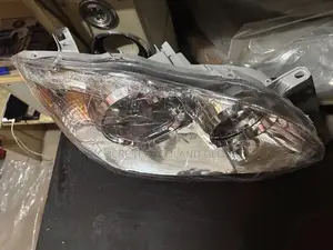 Toyota Corolla 2003-2007 Headlights/ Headlamps