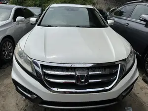 Honda Crosstour 3.5 FWD 2013 White