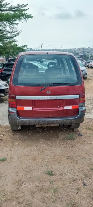 Nissan Serena 1998