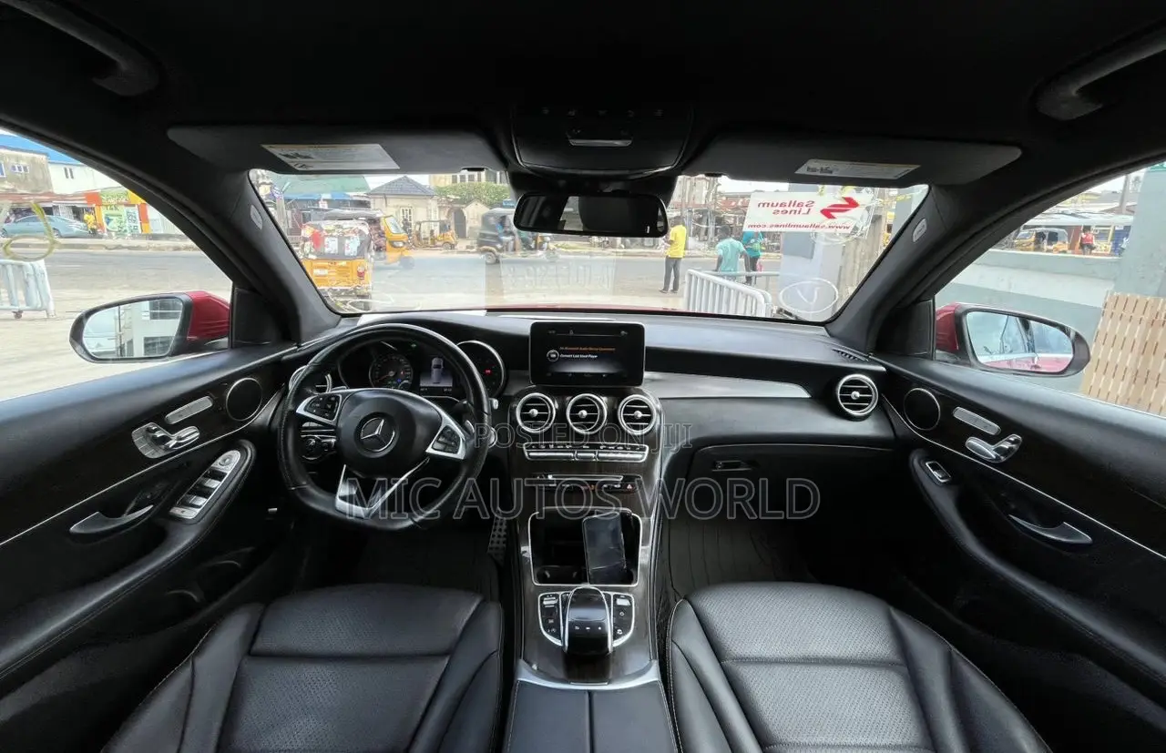 Mercedes-Benz GLC-Class 2019 Red