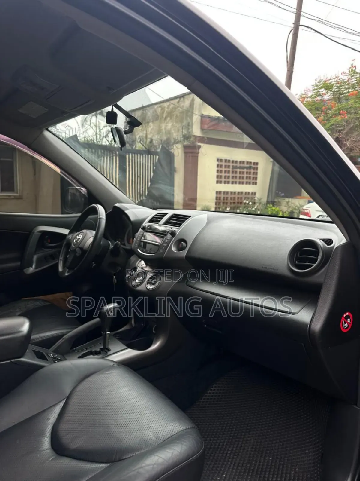 Toyota RAV4 2011 Black
