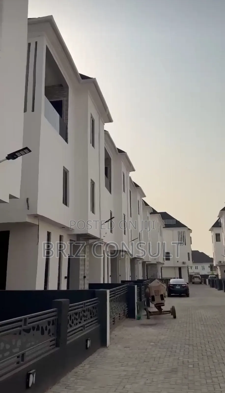 5 Bedroom Fully Detached