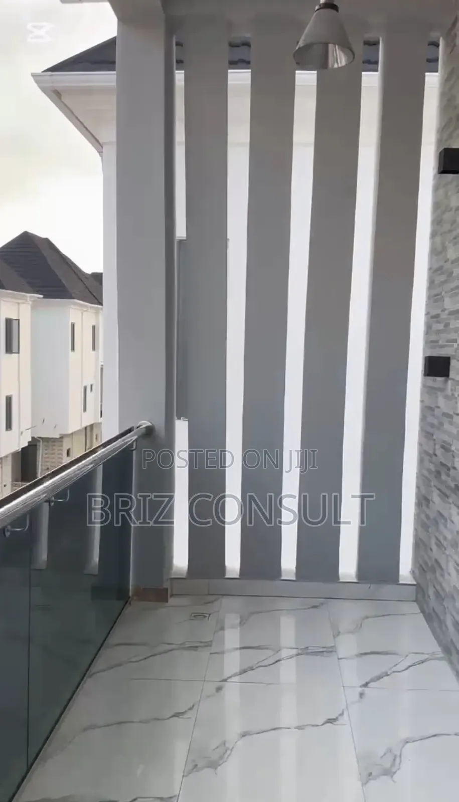 5 Bedroom Fully Detached