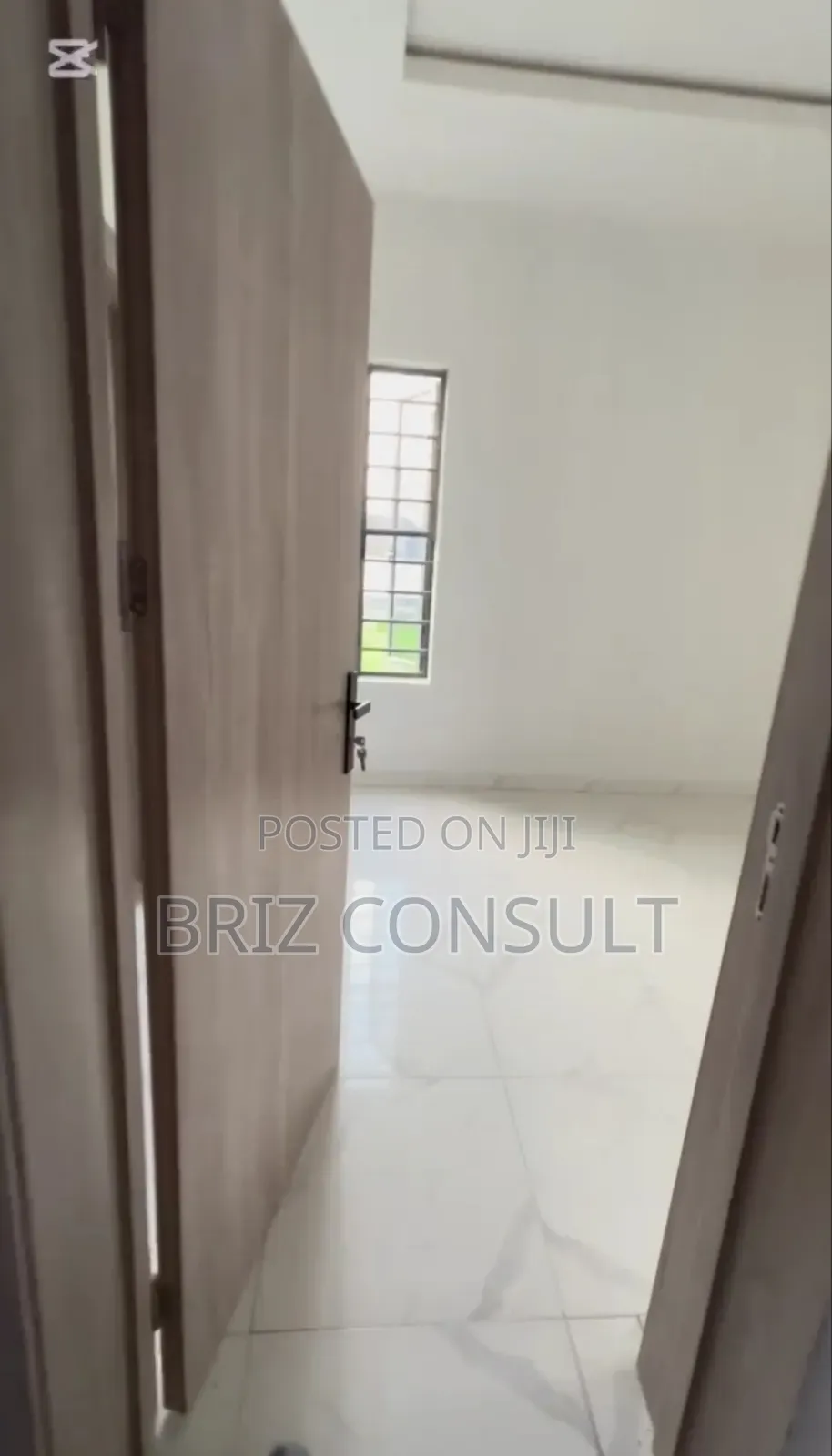 5 Bedroom Fully Detached
