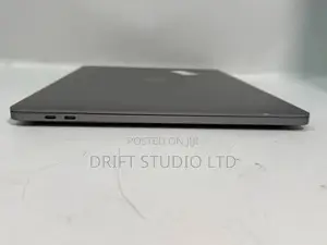 Laptop Apple MacBook Pro 2019 16GB Intel Core I7 SSD 512GB