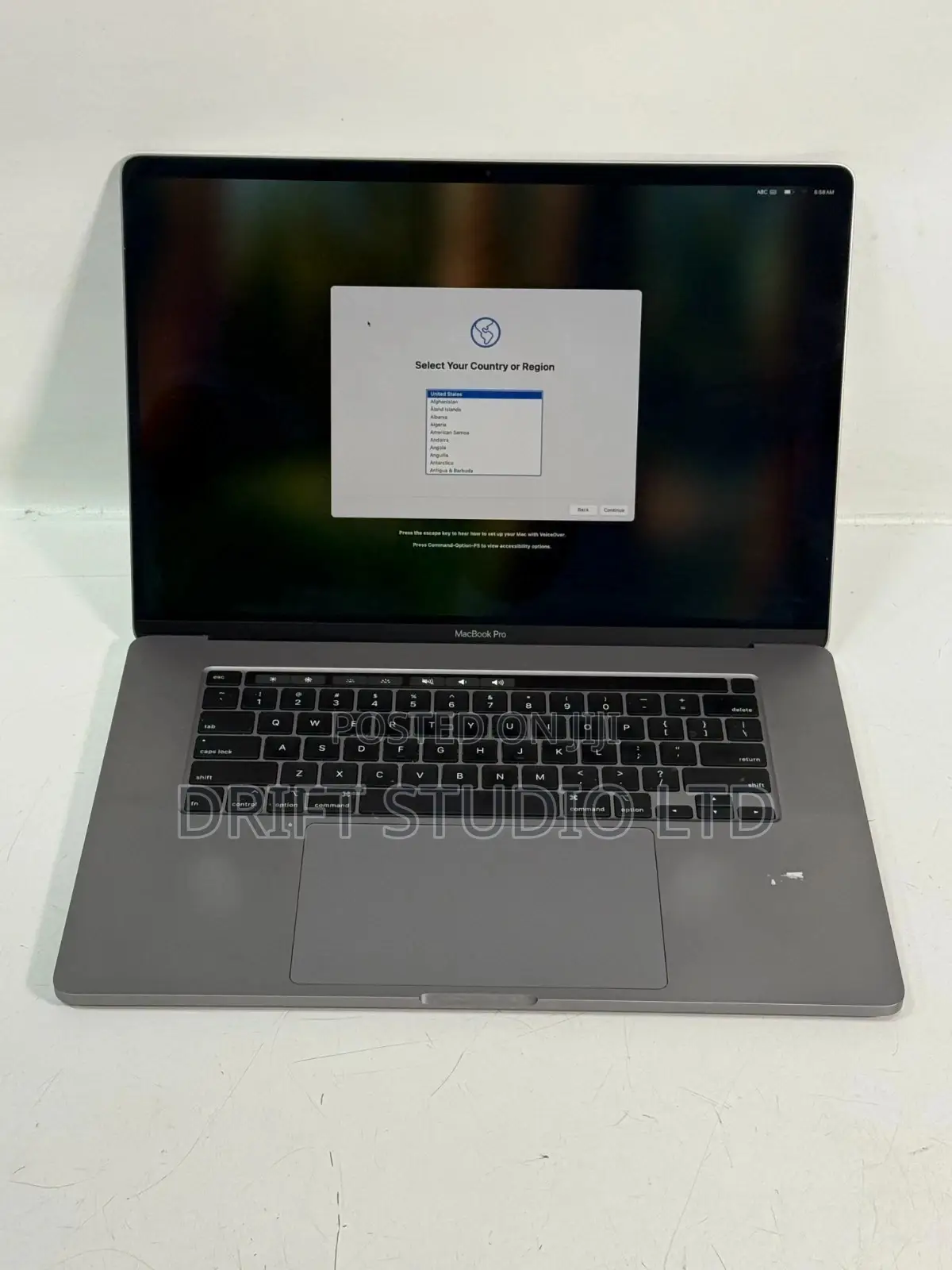 Laptop Apple MacBook Pro 2019 16GB Intel Core I7 SSD 512GB