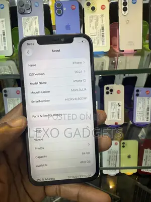 Apple iPhone 12 64 GB Black