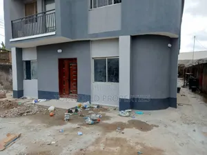 3bdrm Block of Flats in Ijaiye Ojokoro Lcda, Ifako for sale
