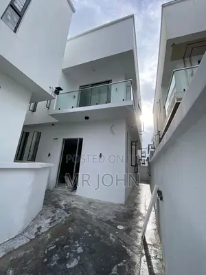 4bdrm House in Chevron, Lekki for rent