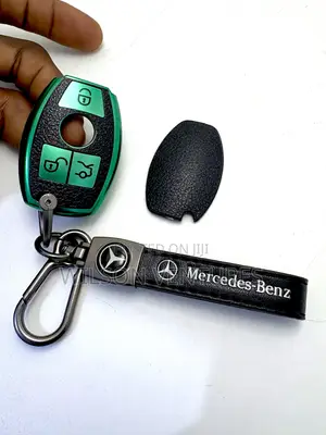 Green Color Mercedes Benz Rubber Car Key Pouch With Key Holder