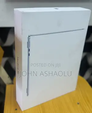 New Laptop Apple MacBook Air 2025 M4 13-inch 16GB Apple M4 SSD 256GB