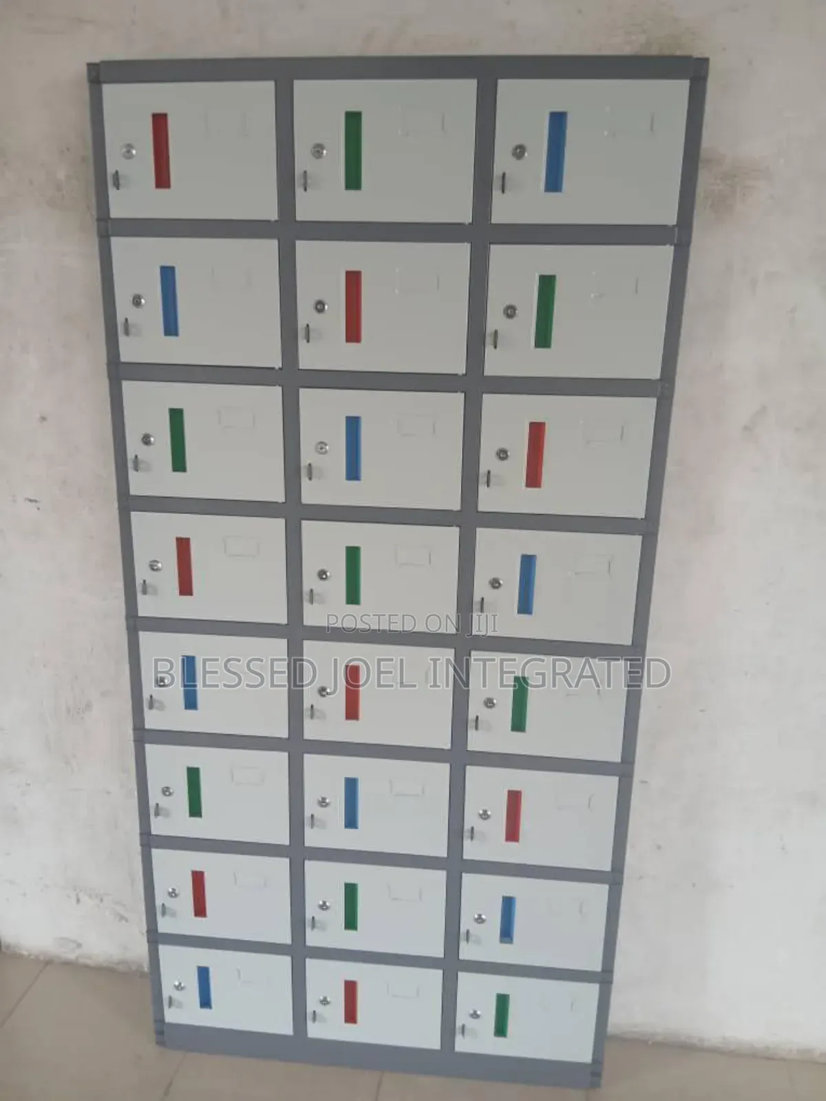 Office Filling With Multiple Drawers