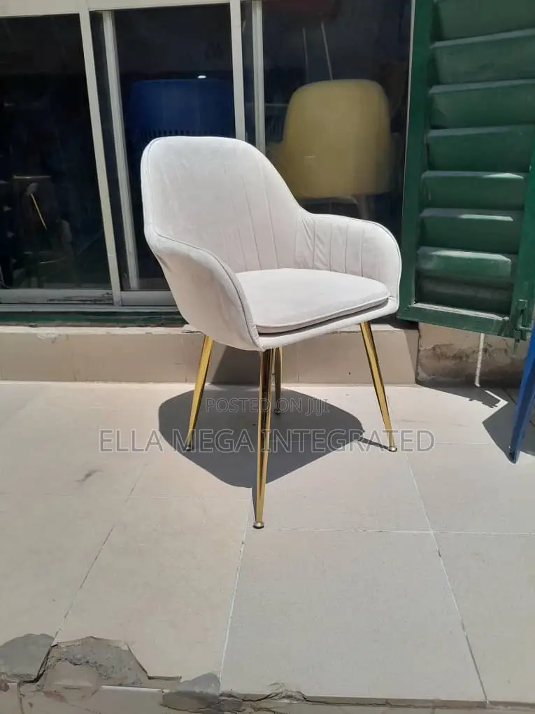 Dining Chair With Arm Rest