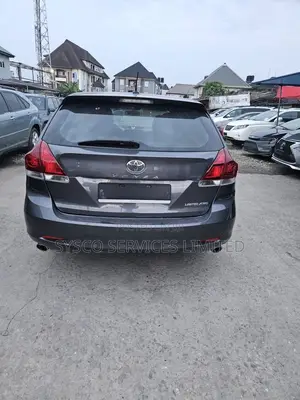 Toyota Venza Limited AWD V6 2013 Gray