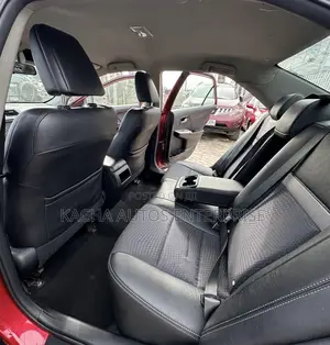 Toyota Camry 2014 Red