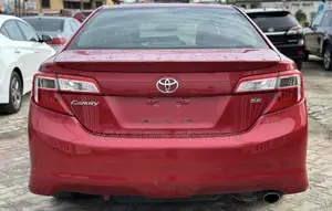 Toyota Camry 2014 Red