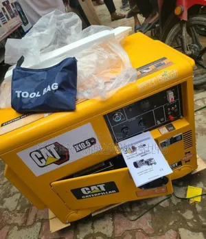 10|10.5kva Cat Diesel Soundproof Generator {Key Start With Battery}