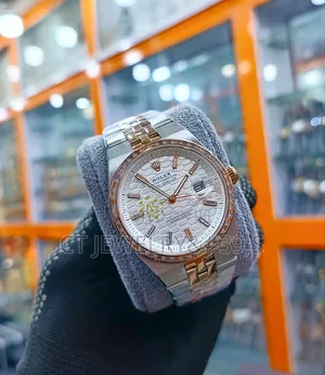 Rolex Land-dweller Self-winding Movement, Sapphire Crystal Case Back