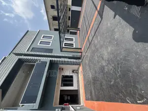 4bdrm Duplex in Golf Estate, Apo District for rent