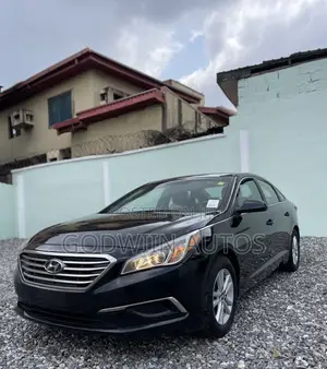 Hyundai Sonata Base Sedan FWD (2.4L 4cyl 6A) 2016 Black