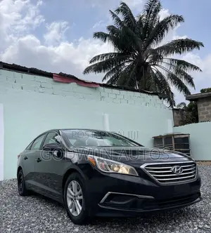 Hyundai Sonata Base Sedan FWD (2.4L 4cyl 6A) 2016 Black
