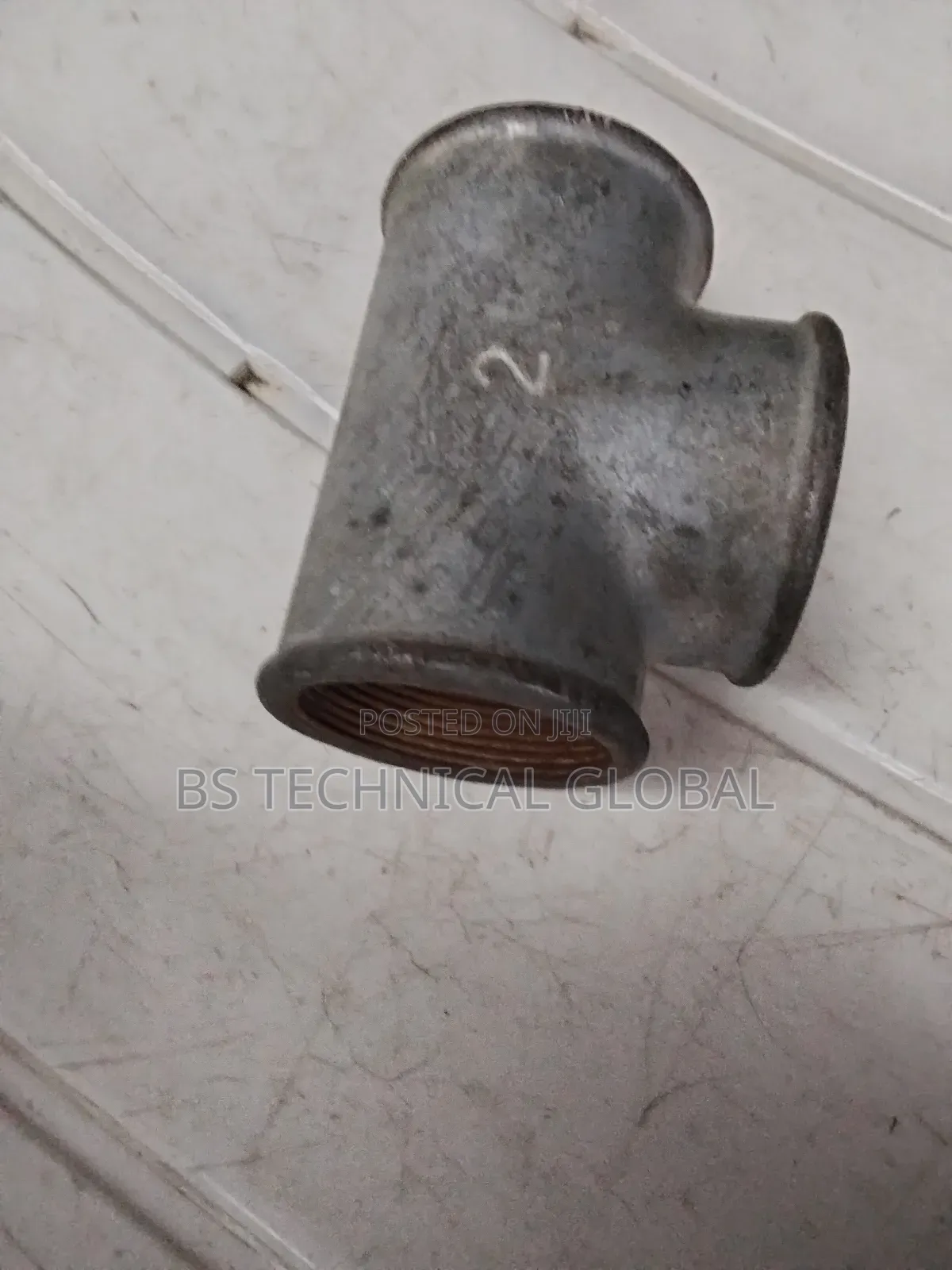 2" T Elbow Steel
