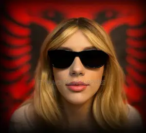 Ultra Realistic White Female Mask - 25yo