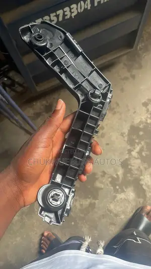 Bumper Clip Corolla 2014