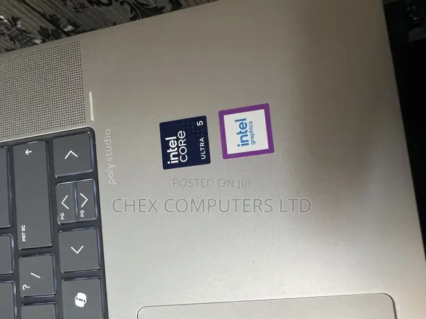 HP ENVY Laptop 15-ep0xxx 箱付き中古 HP ENVY Laptop 15-ep0xxx 箱