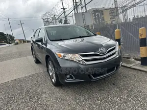 Toyota Venza LE AWD V6 2013 Gray
