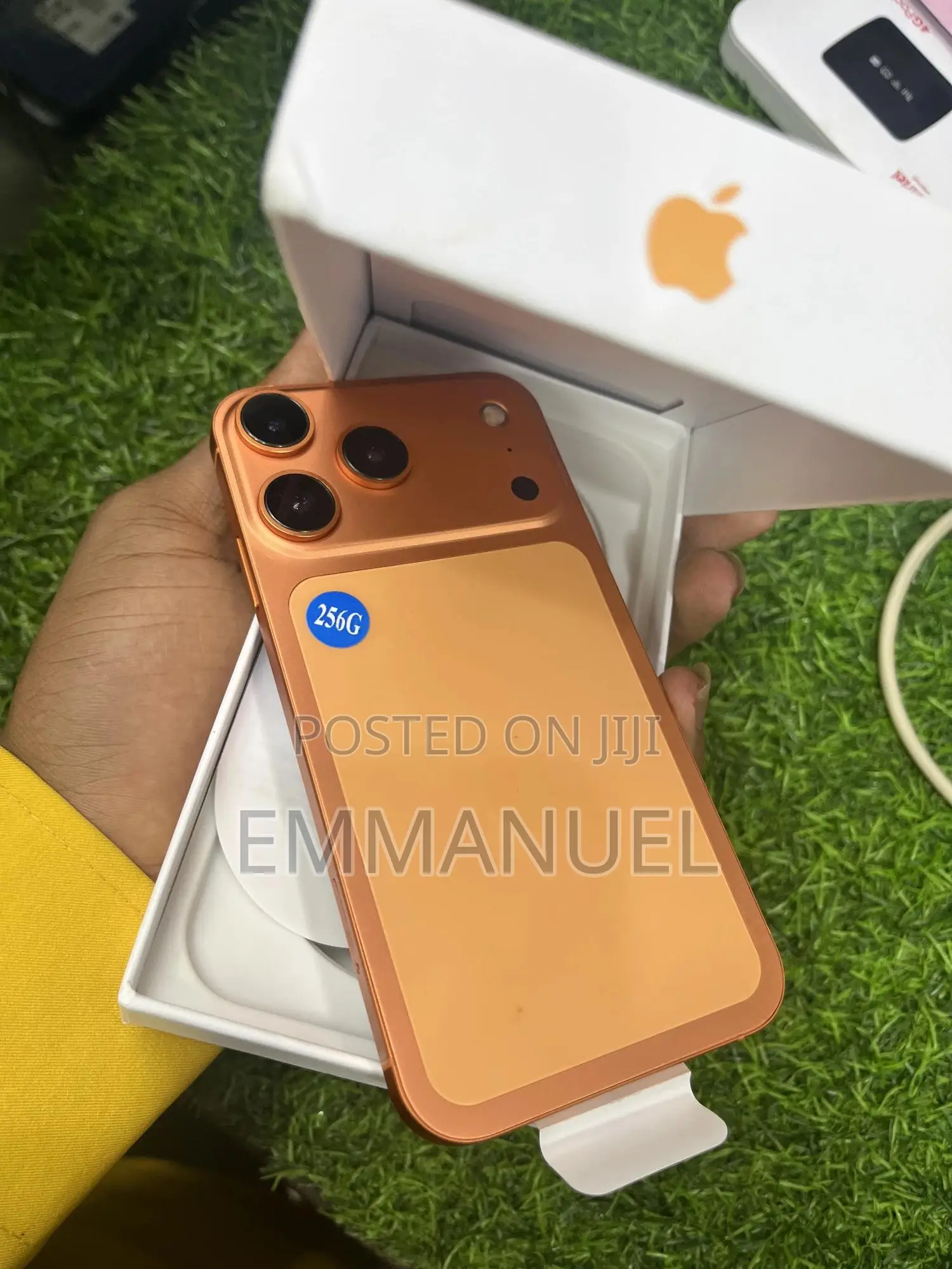 New Apple iPhone XR 256 GB Orange