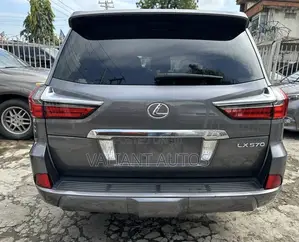 Lexus LX 2017 Gray
