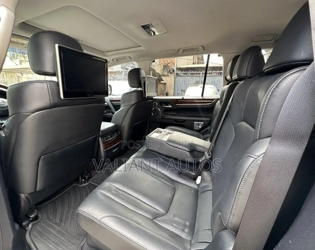 Lexus LX 2017 Gray
