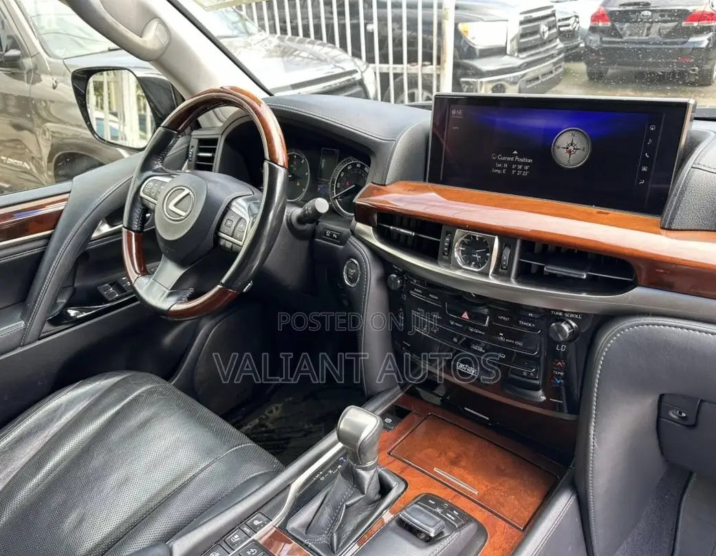 Lexus LX 2017 Gray