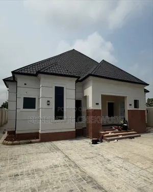 4bdrm Bungalow in Army Range, Eneka for sale