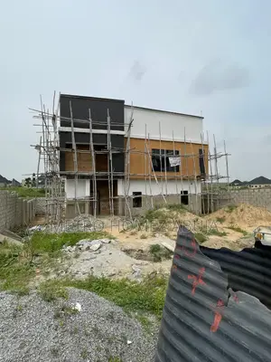 3bdrm Duplex in FHA for sale