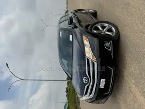 Toyota Venza XLE 4dr Wagon AWD (3.5L 6cyl 6A) 2014 Black