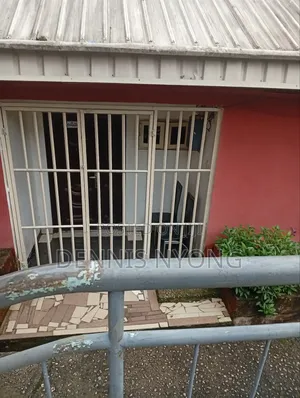 8bdrm Duplex in Akai Efa By Jehovah, Calabar for sale