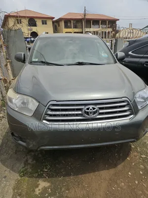 Toyota Highlander SE 2010 Gray