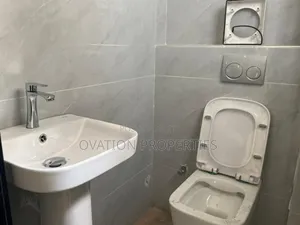 3bdrm Block of Flats in Lekki Phase 1 for rent
