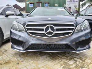 Mercedes-Benz E400 2015 Black